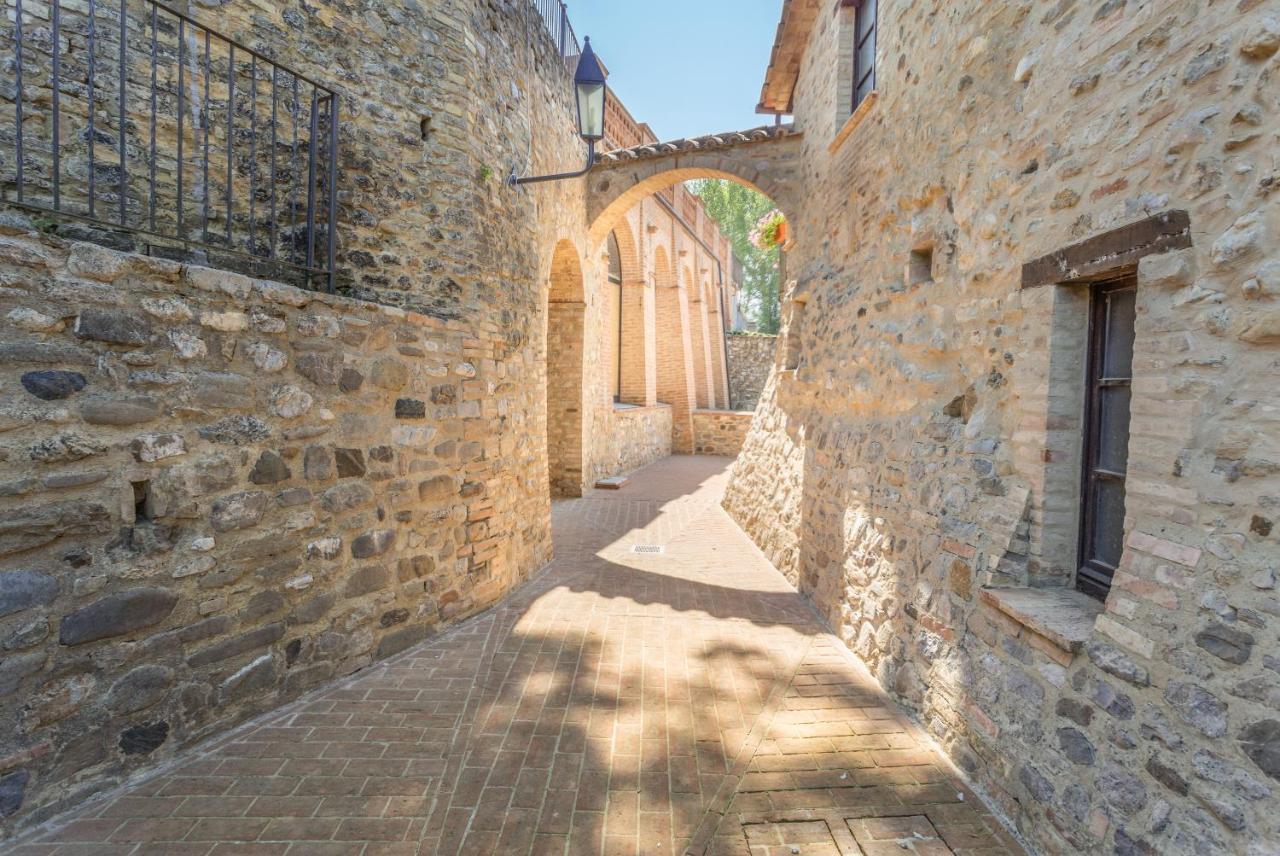 Gh Borgo Pulciano Agriturismo Montone  Ngoại thất bức ảnh
