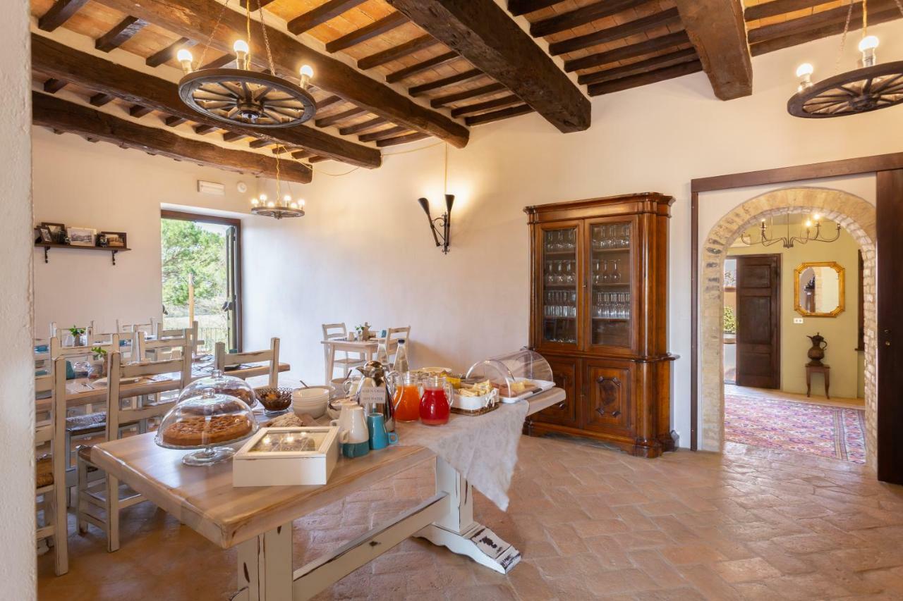 Gh Borgo Pulciano Agriturismo Montone  Ngoại thất bức ảnh