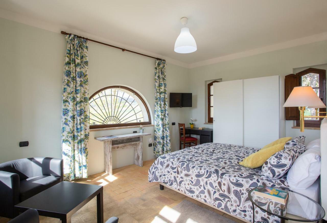Gh Borgo Pulciano Agriturismo Montone  Ngoại thất bức ảnh