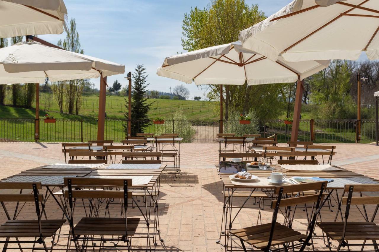 Gh Borgo Pulciano Agriturismo Montone  Ngoại thất bức ảnh